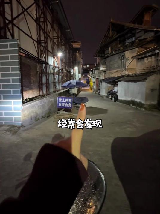 本地人都需要导航的苍蝇小馆,隐藏着一家新加坡田鸡粥