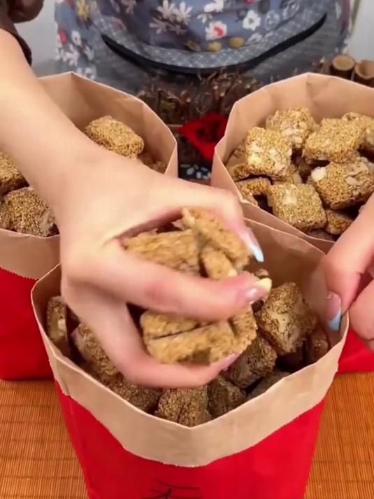 这个亚麻籽核桃酥真的有他宣传的那么健康吗?
