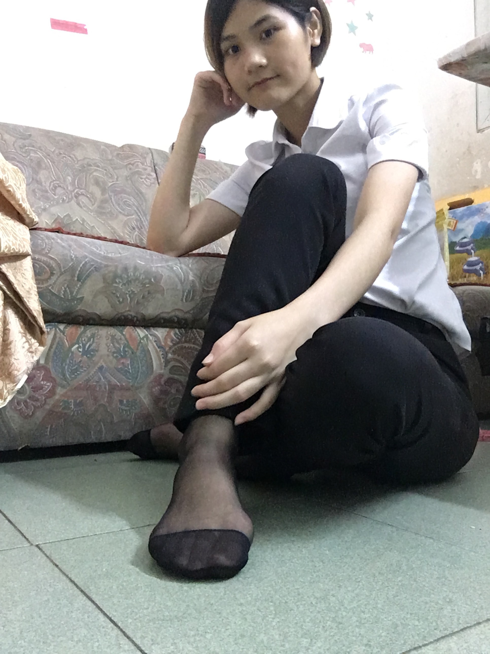 图片[36]-学妹校园寝室短丝系列032期 谭佐婷[40P22M]-六色网