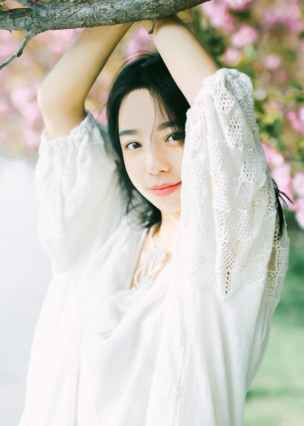 图片[2]-樱花树下梨花笑-六色网