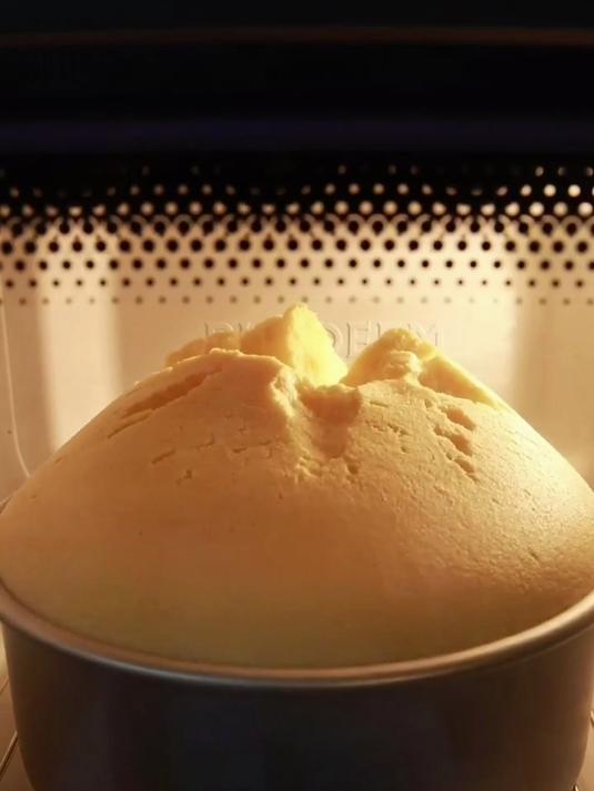 好想和姐妹去海边哇!我先做个蛋糕过过瘾～