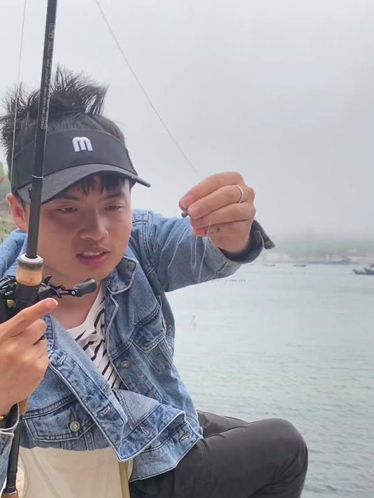 钓小鱼有钓小鱼的乐趣