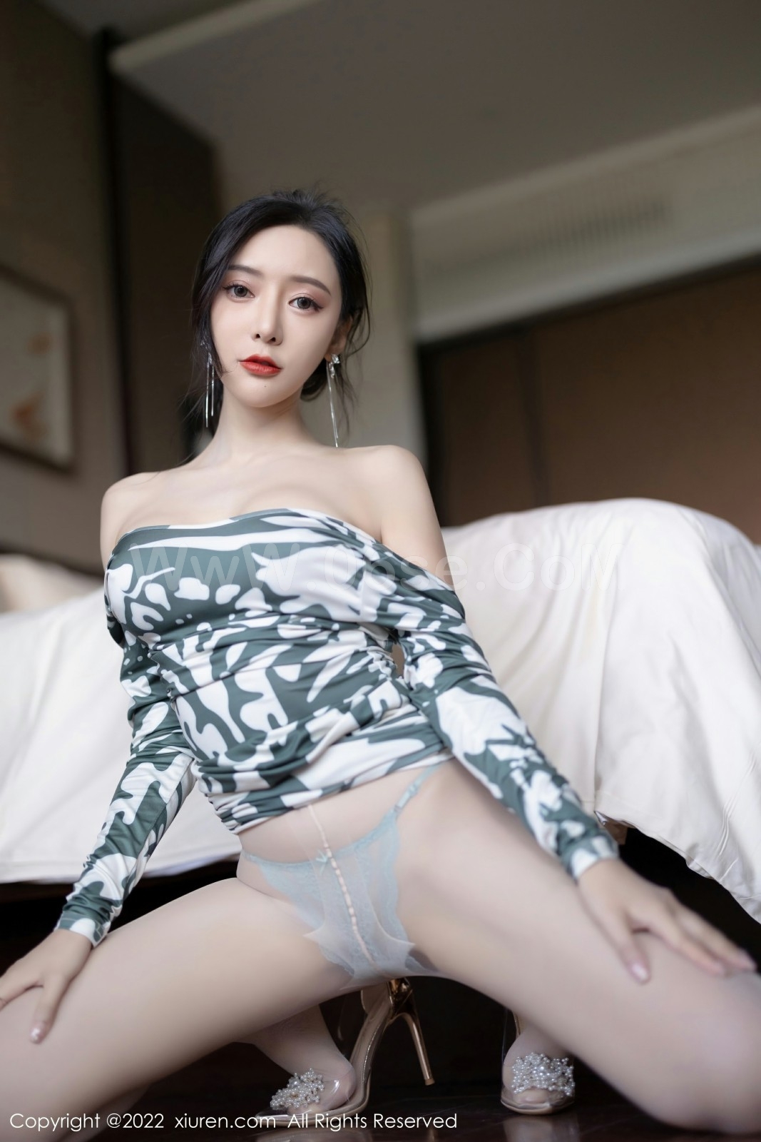 图片[39]-[XiuRen秀人网] 2022.06.27 No.5194 王馨瑶yanni-六色网