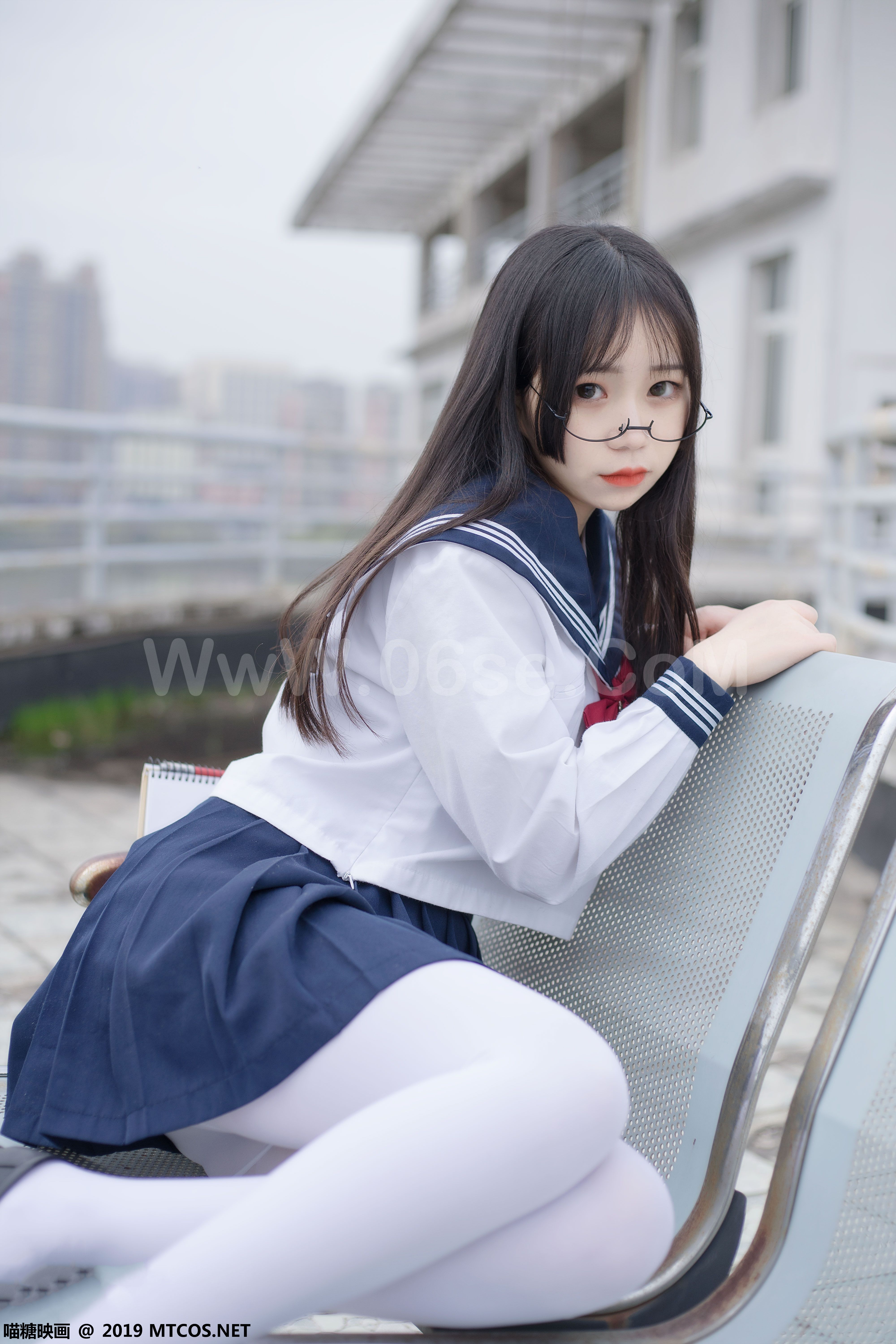 图片[8]-[MTCos] 喵糖映画 Vol.067 半度度度喵 喵喵的白丝水手服-六色网