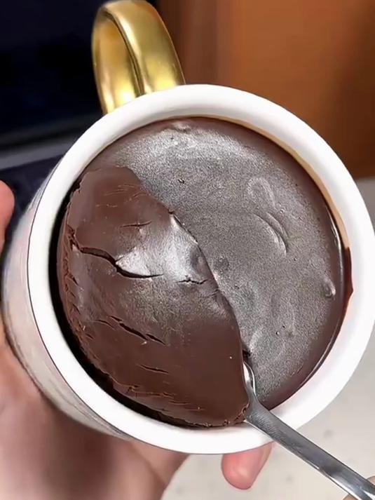 这个脆皮巧克力冰淇淋绝了阿!巨巨巨好吃!