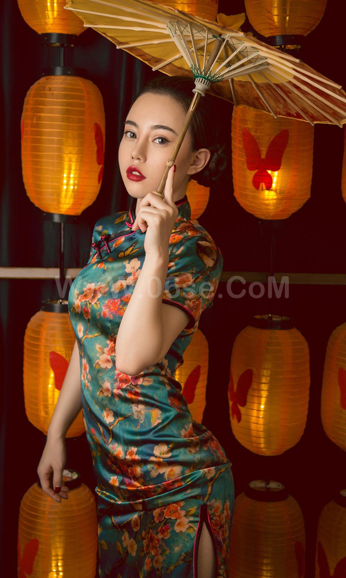 图片[13]-[Ugirls爱尤物] No.1577 Meng Shi Duo (孟十朵) & Liu Bang Ni (刘邦妮)-六色网
