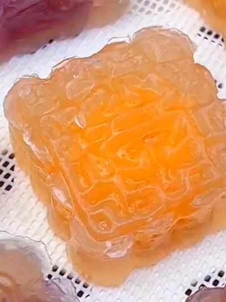 今天中秋加急,给家人做了水晶月饼