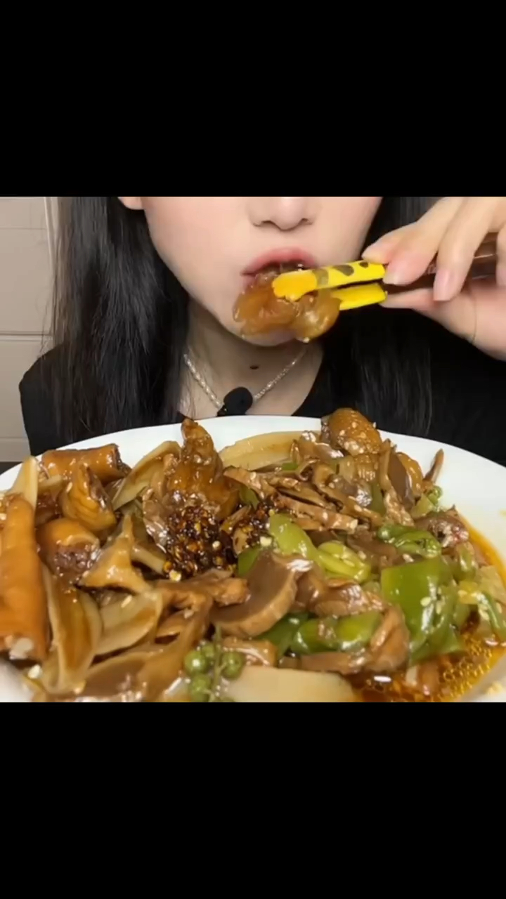 吃椒麻贡菜大杂烩