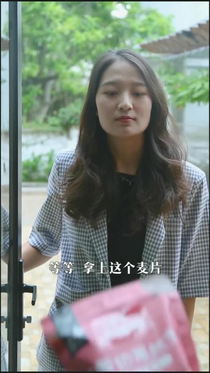 再忙也别忘了吃早餐哦