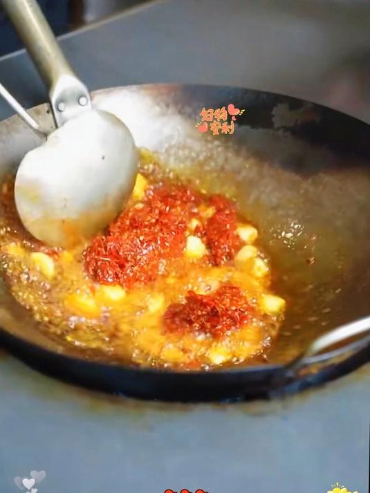 非常好用的一款“炒菜勺”,可炒菜可盛汤,当瓢当铲都特别的方便
