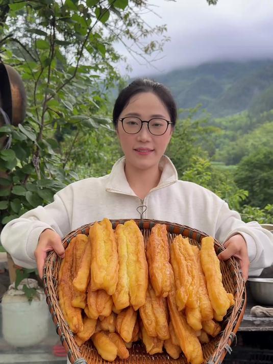 哎,今天的摆摊多少有些心酸