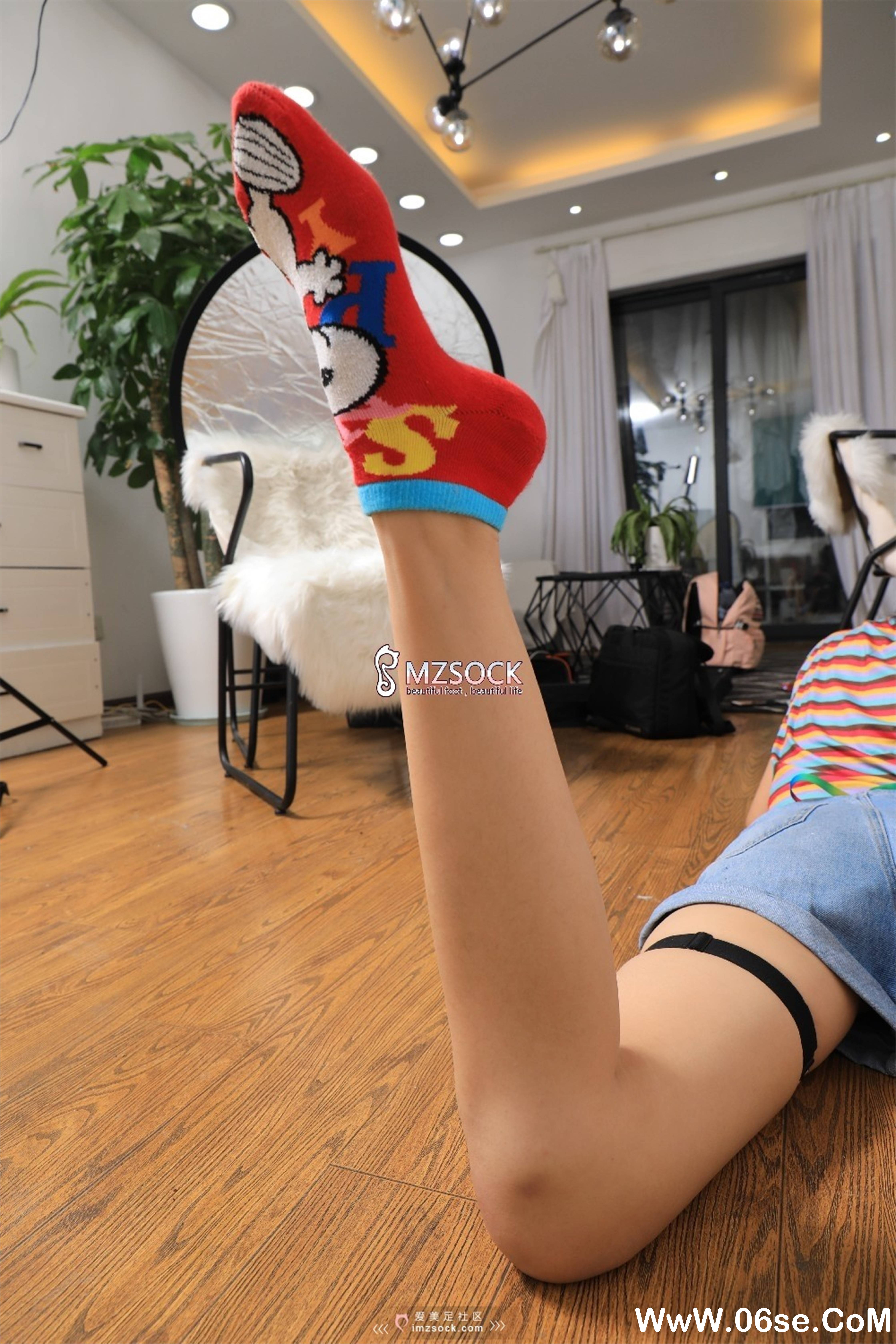 图片[29]-[MZSOCK]爱美足 NO.058 大长腿叮叮[91P258M]-六色网