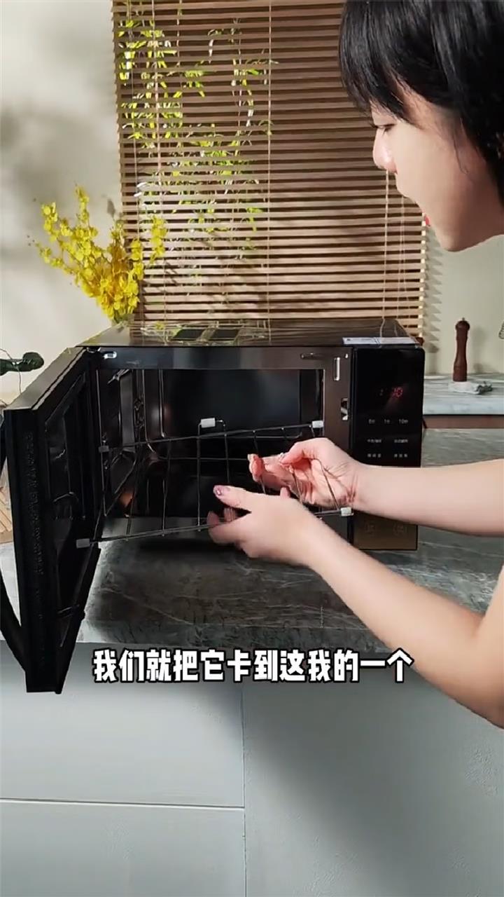 格兰仕微波炉C2S5多功能微蒸烤一体机操作小课堂:如何烤鸡翅教程
