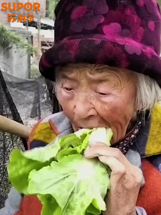 想要身体健康首先要吃得健康，快来直播间看看苏泊尔去农残黑科技