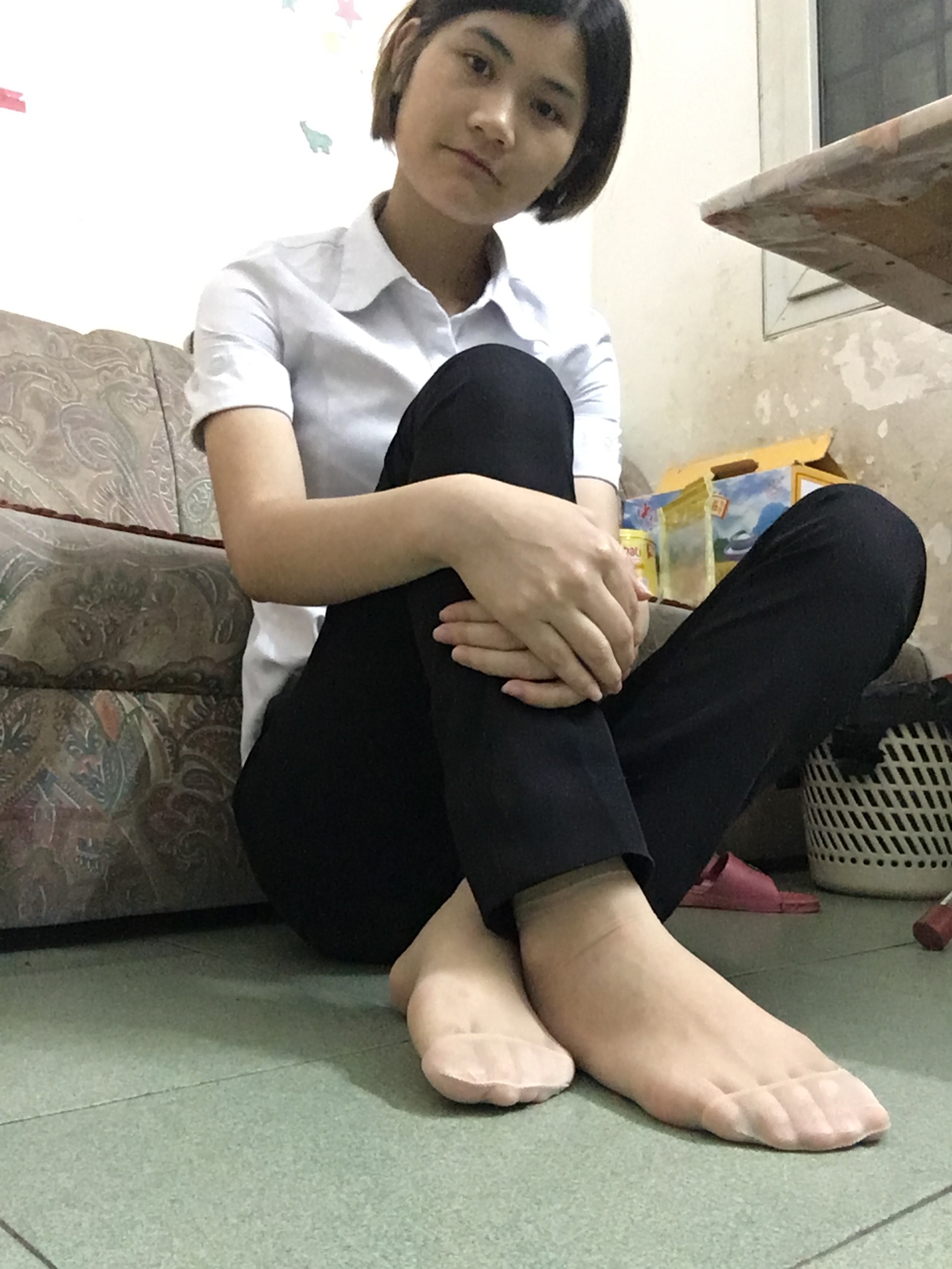 图片[18]-学妹校园寝室短丝系列032期 谭佐婷[40P22M]-六色网