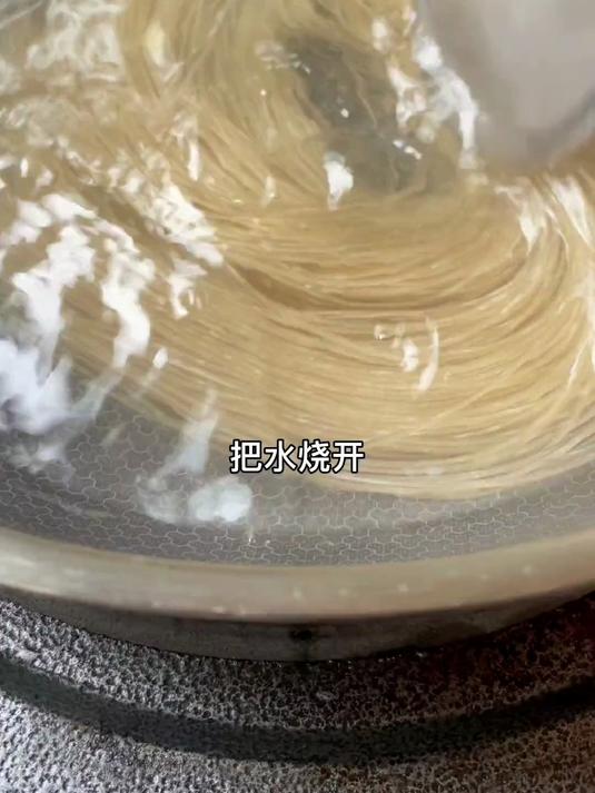 这样做的鸡蛋炒粉条，也太好吃了吧！