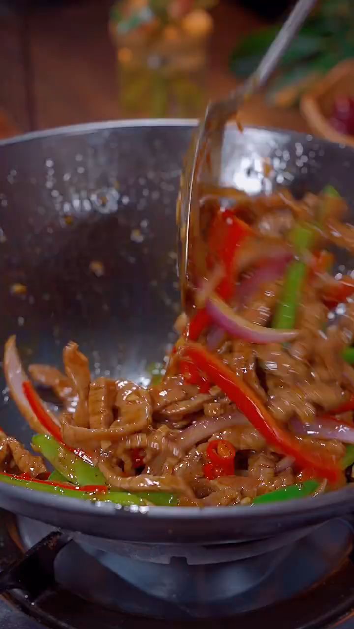 黑椒牛肉柳丝这样做更好吃