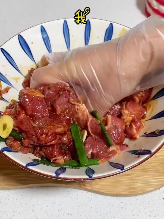 牛肉还能用猕猴桃腌制 好神奇
