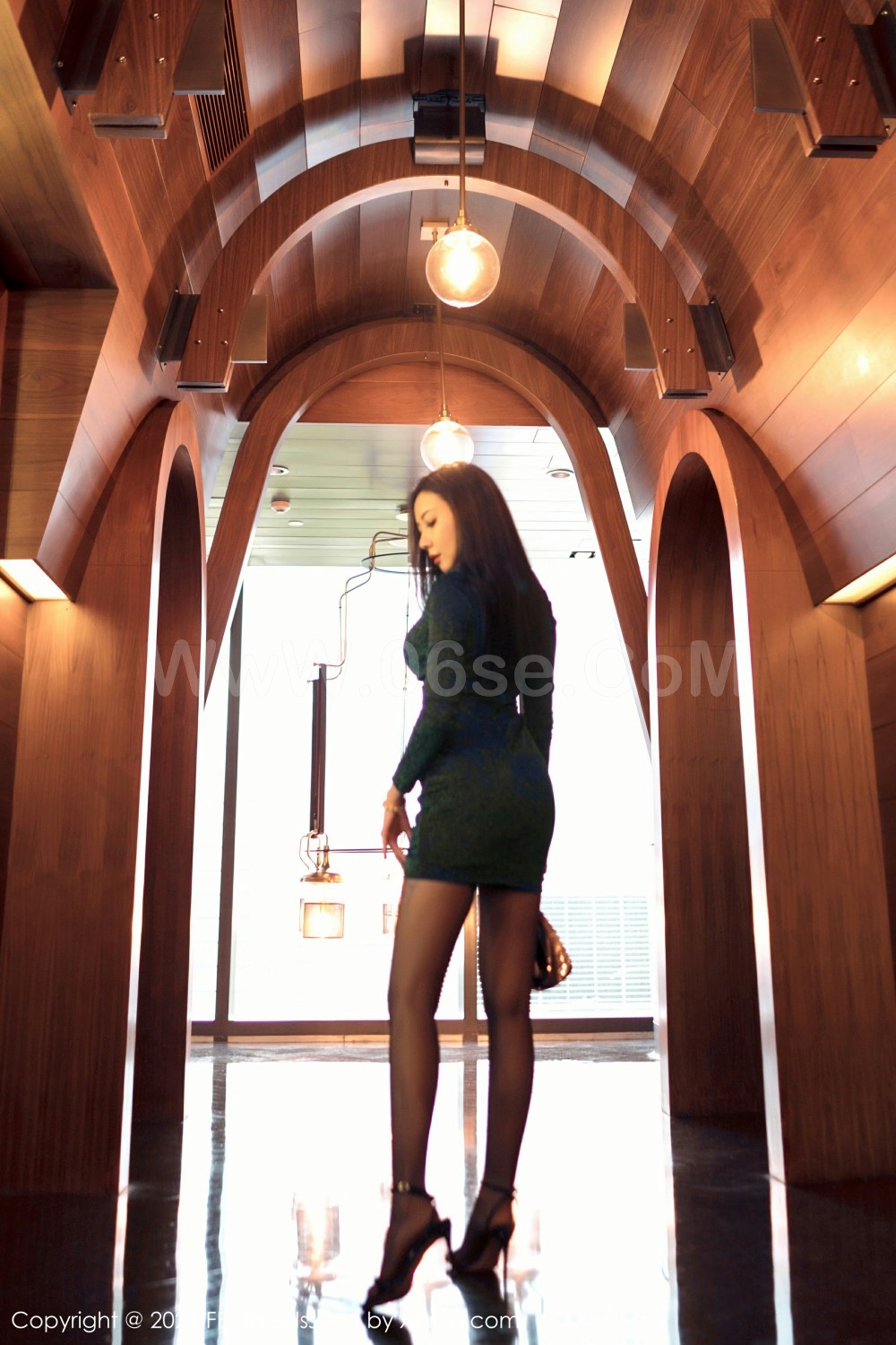 图片[30]-[FEILIN嗲囡囡] VOL.416 果儿Victoria-六色网
