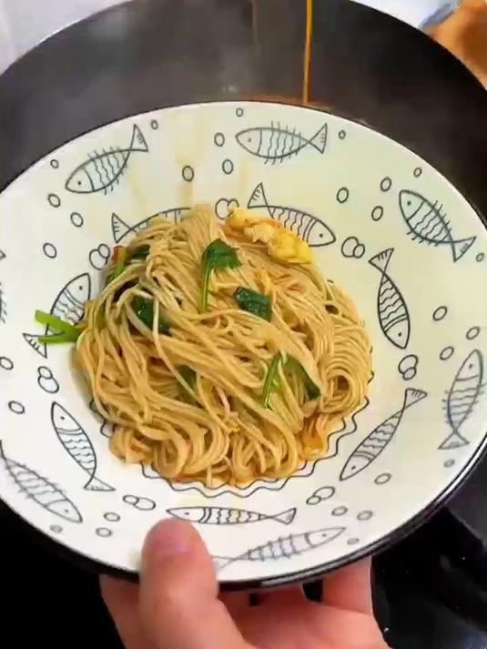 手工空心挂面番茄鸡蛋面