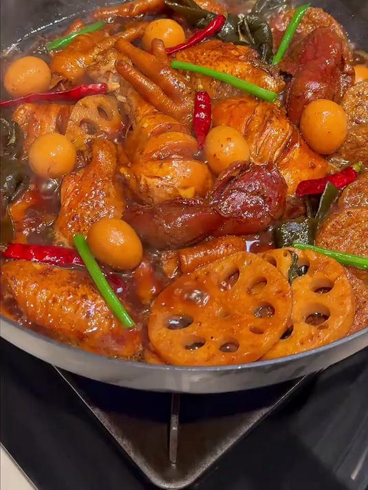 这马上快过年了啊，咱们自己在家整一点儿这个卤味