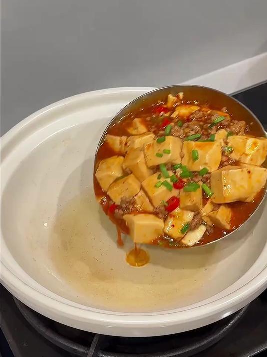 我觉得豆腐最好吃的做法就是这个麻婆豆腐