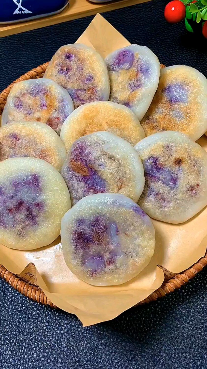 今天教你做紫薯糯米饼,花样面食教程