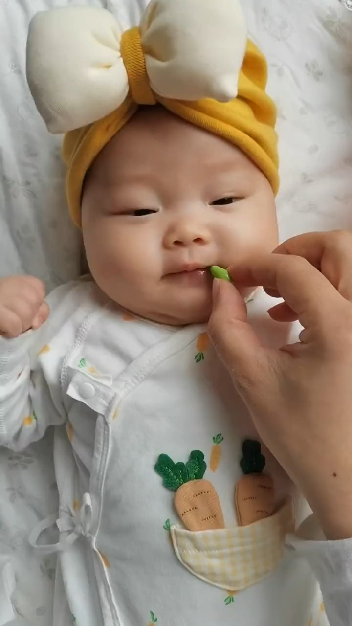 喂孩子吃鱼肝油千万要注意这件事