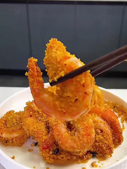 盐冻大虾夹手抓饼！脆嫩超够味