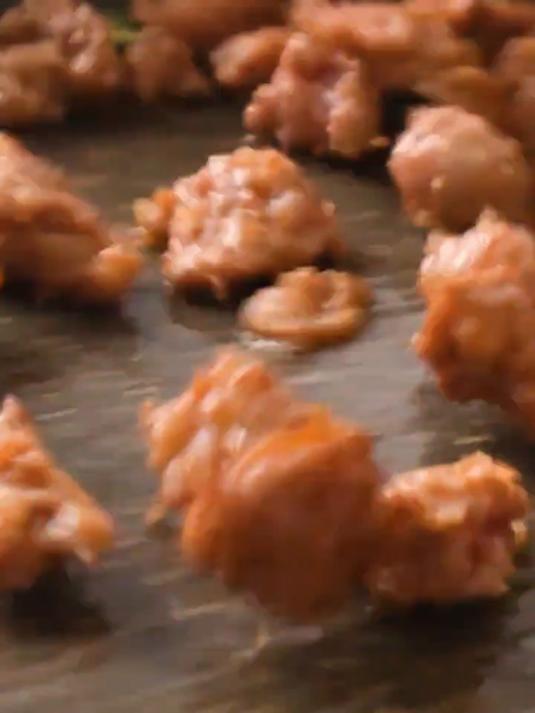 尿道口锯齿状肉粒什么引起