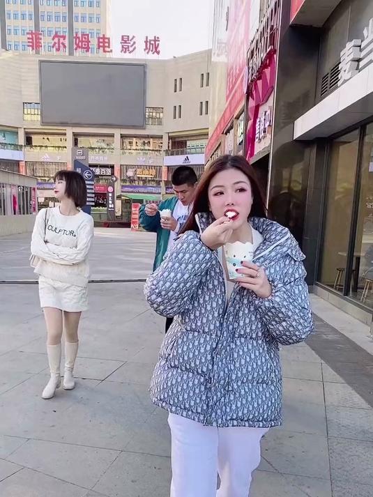 居然敢动我的奶茶,让你知道什么叫做文武双全