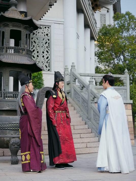 穿成假太监,绝色女帝助我称霸王朝 22