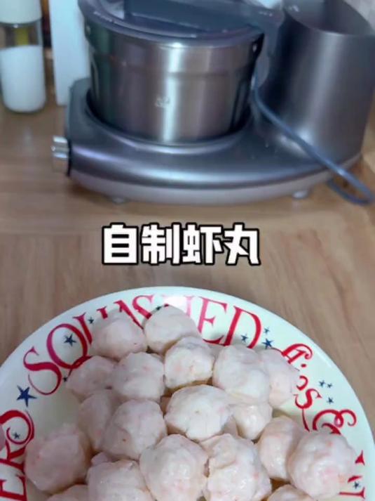 自制虾丸 鱼,虾,鸡肉