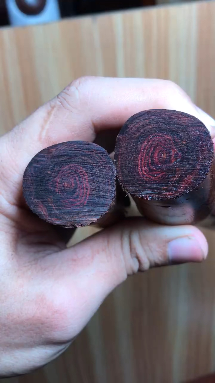 海南黄花梨极品对眼料