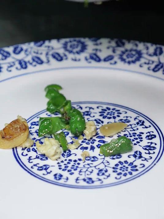 辣椒炒鹅蛋 绝对没有我这么炒的 鹅蛋特别香 特别下饭 