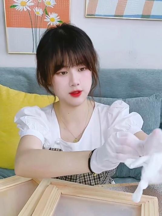 我孵化了一些小家伙现在甄选小鸡名字叫什么好呢
