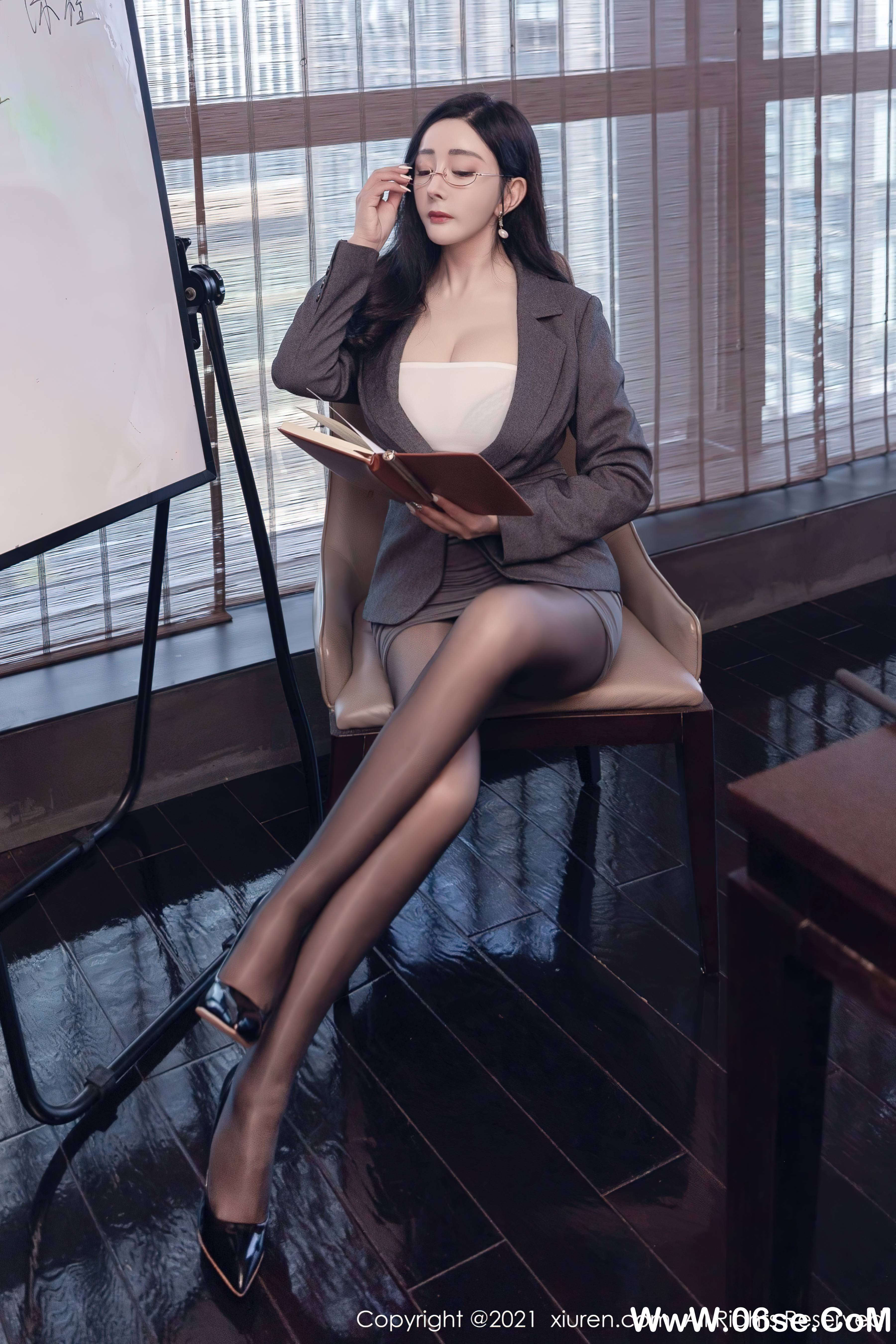 图片[12]-[XIUREN秀人网] 2021.10.15 NO.4072 允爾[77+1P809M]-六色网