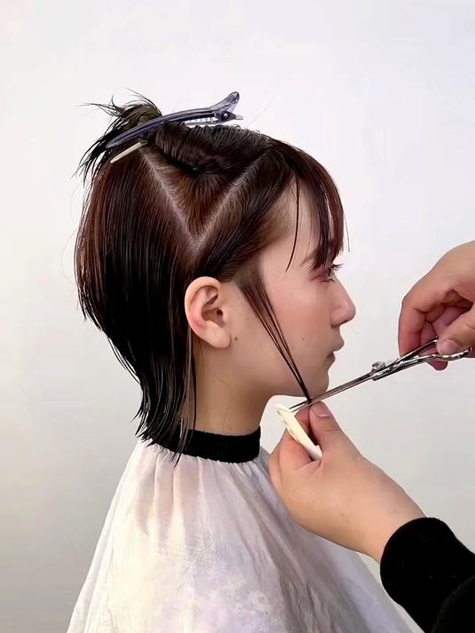 日系短发 鲻鱼头 裁剪教程2 侧发区