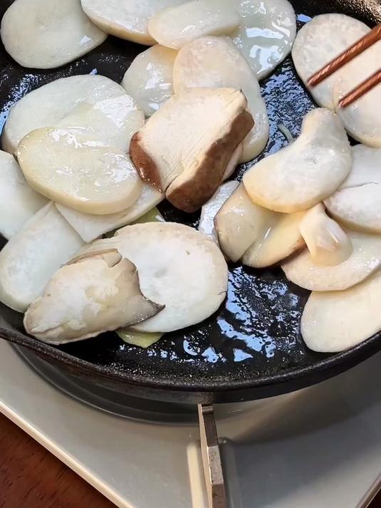 美味又养生的杂菌汤!鲜咧～被美食治愈的瞬间
