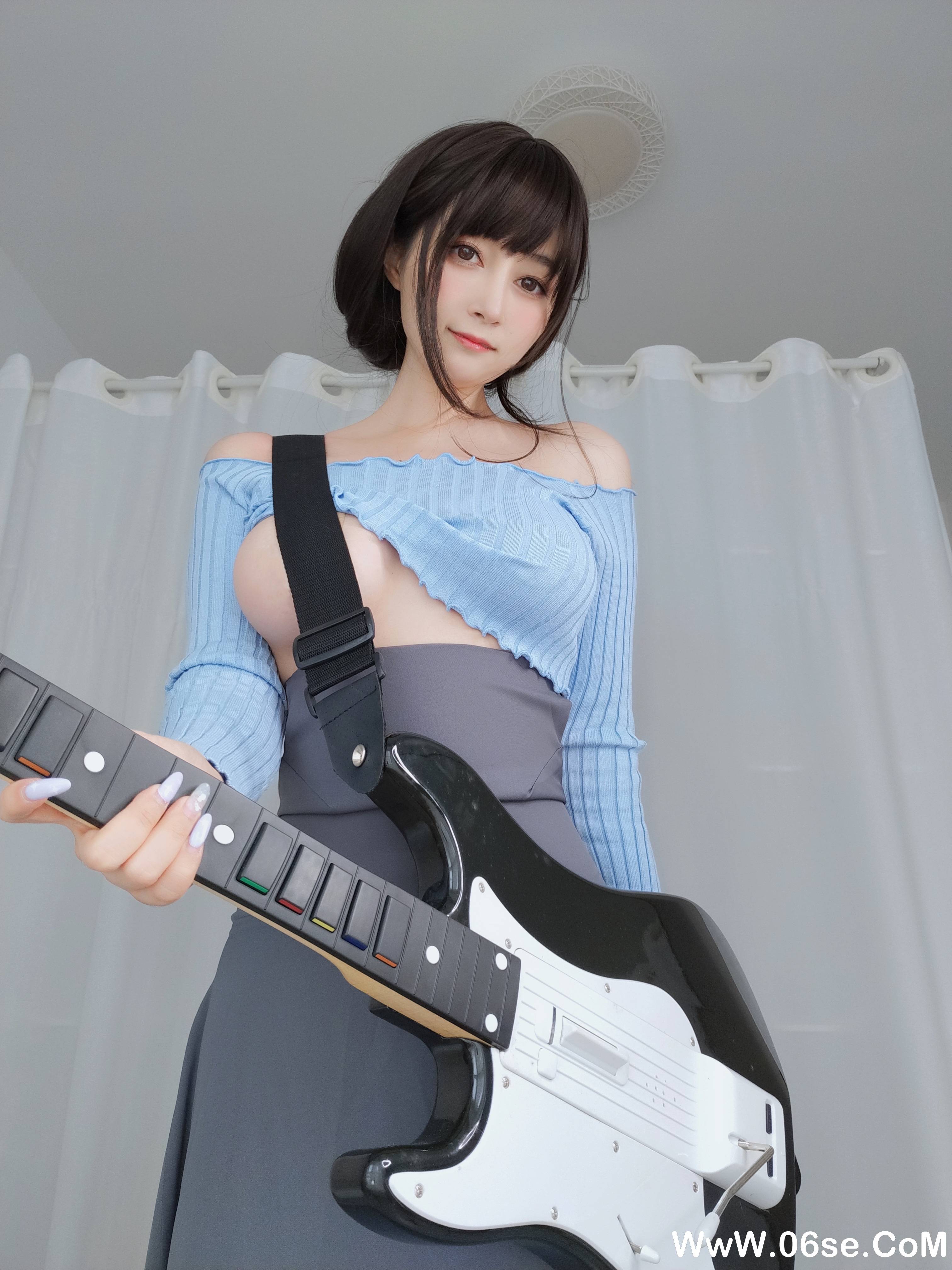 图片[41]-Coser小姐姐白银 NO.093 – 吉他妹妹 [164P888M]-六色网