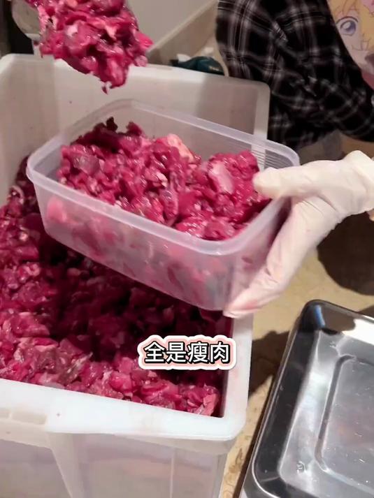 猫舍用生骨肉喂养一个月要做多少肉