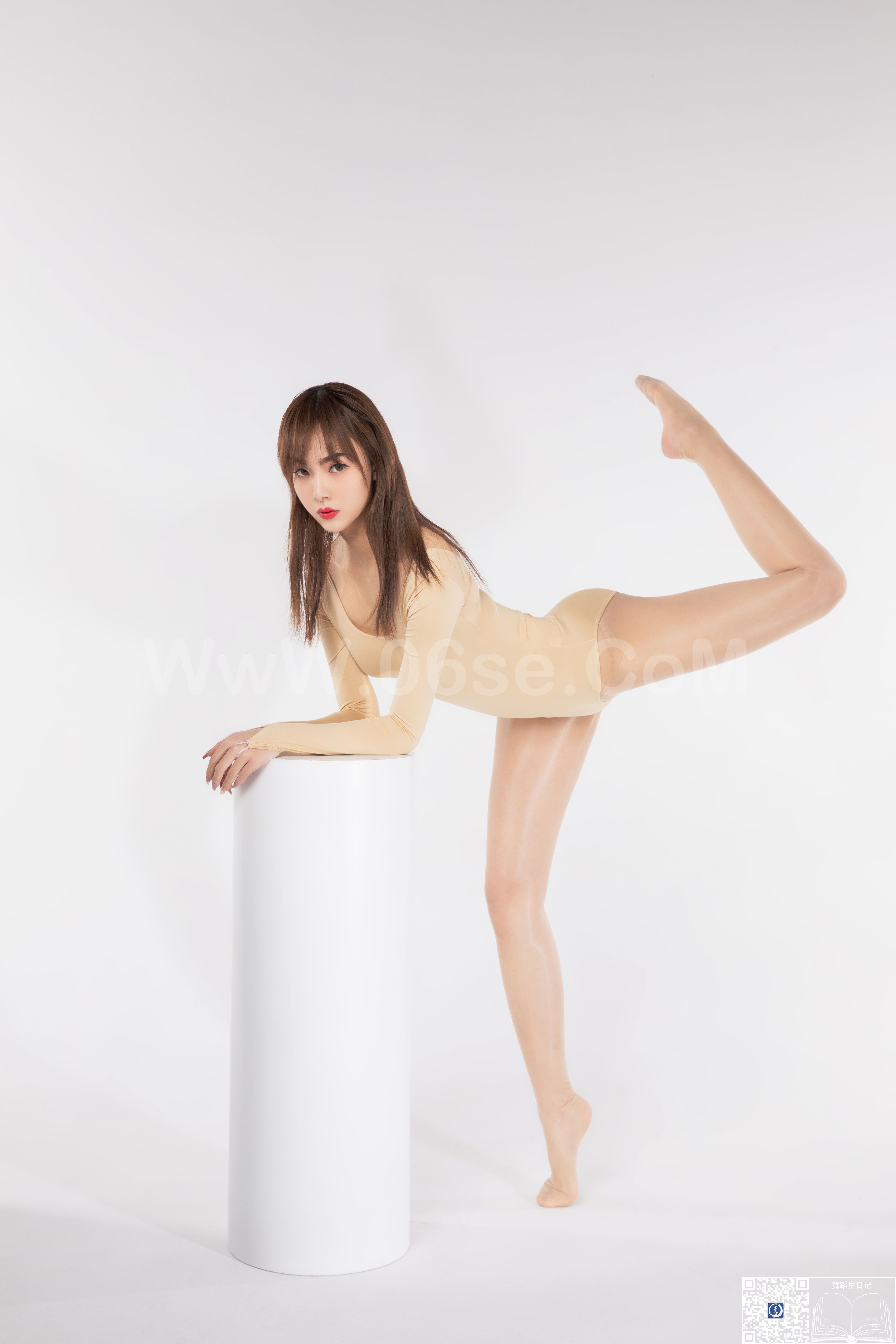 图片[2]-[GALLI嘉丽]舞蹈生日记 040 – 桃子[26P／180MB]-六色网