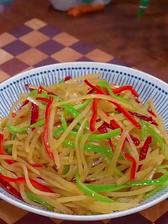 酸辣土豆丝像我这样做 清脆爽口 酸辣入味又下饭#美食##家常菜##下饭菜#