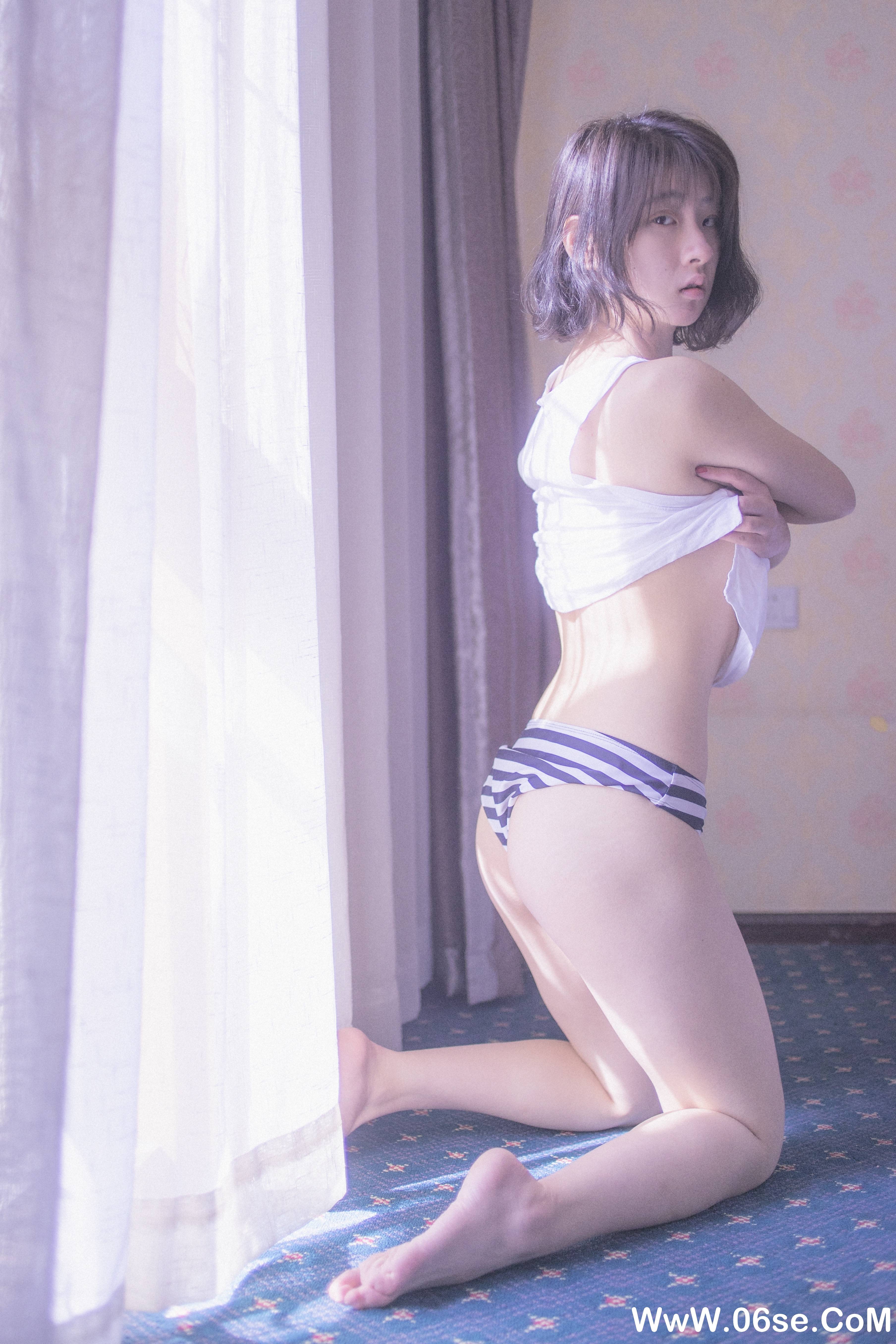 图片[24]-小何同学 – 037 晨霞时光 [48P228M]-六色网
