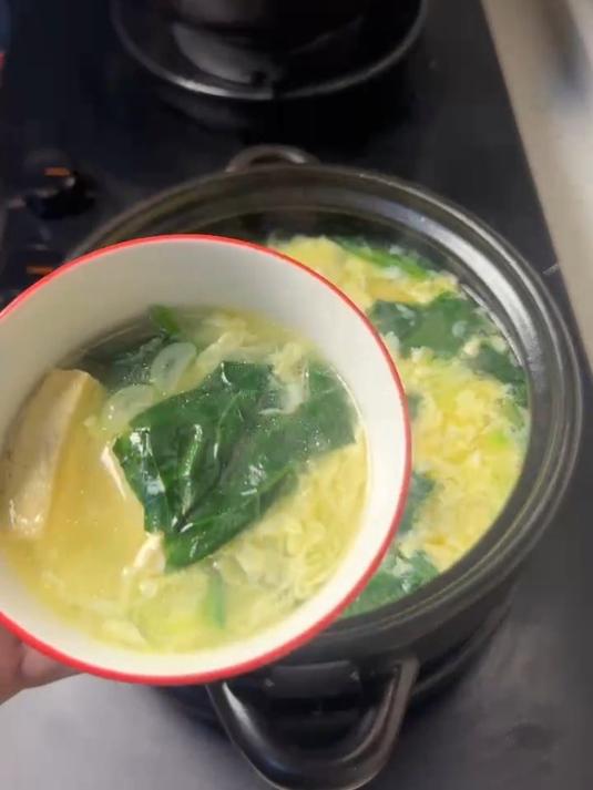 菠菜豆腐汤