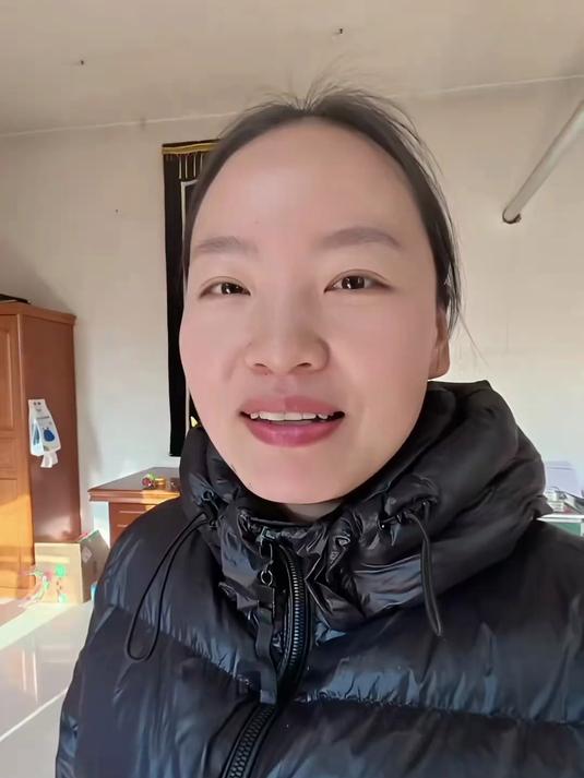 家里有个啥都会的公公真的是太幸福了冬天的第一缸黄菜已经腌好了