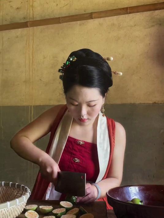 没有更新的日子里娘娘都在搓凉粉