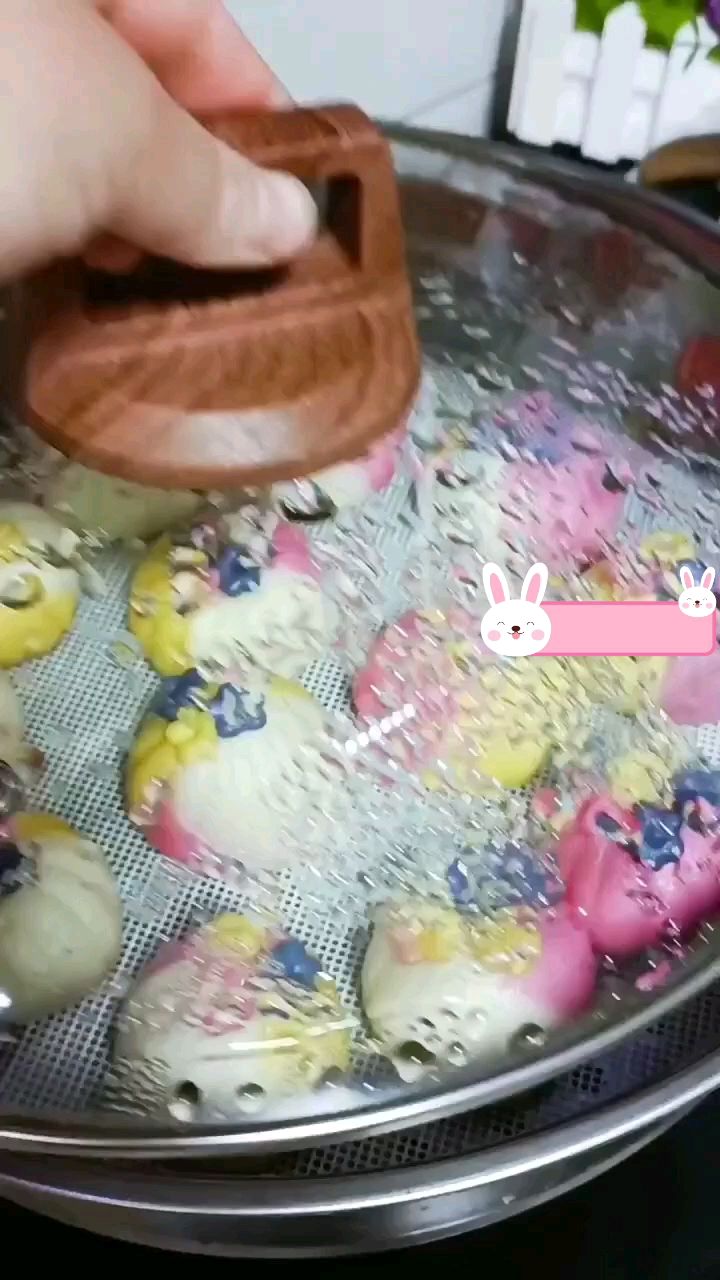 外面的风景很美家里的面食也要美美的