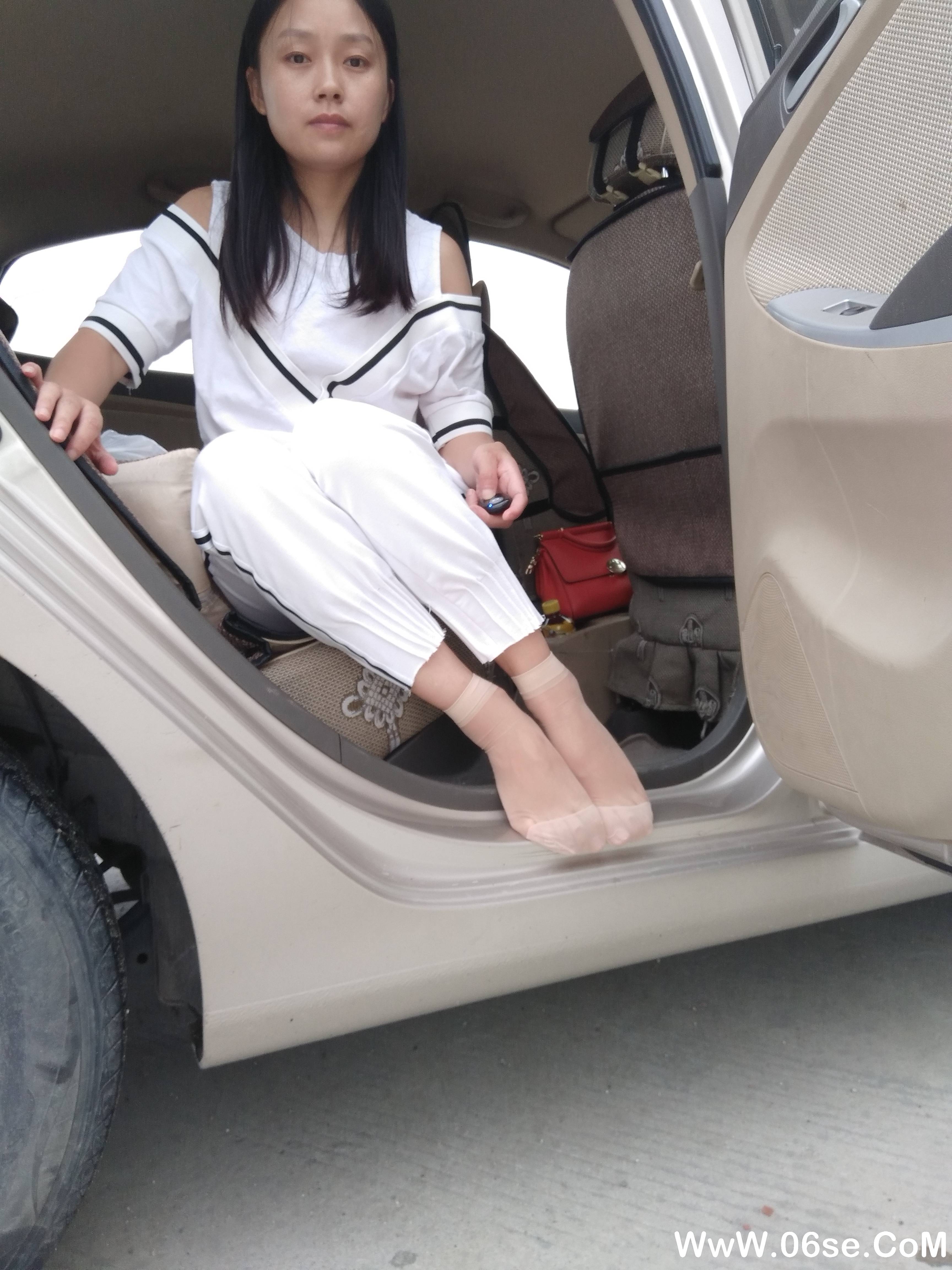 图片[34]-学妹校园寝室短丝系列041期 吴婷婷[72P221M]-六色网