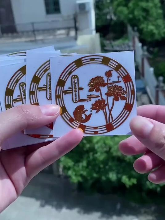 荷花锦鲤贴纸,门贴鞋柜的别致之选